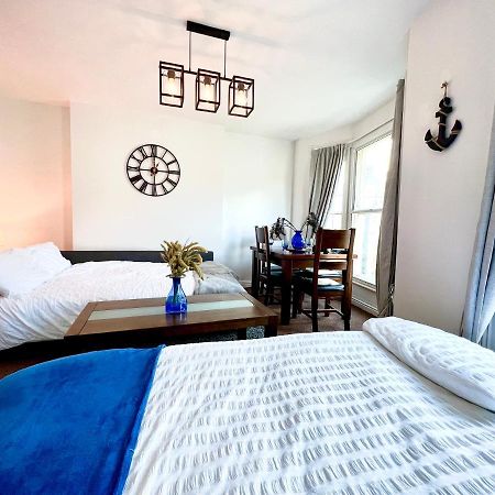 Blue Lighthouse Apartment Скарбъро Екстериор снимка